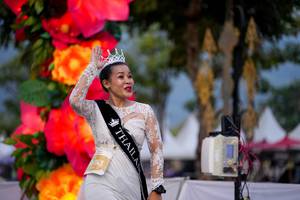 BIB: 
                            <button type="button" onclick="openModal(27888904)" class="btn btn-primary btn-sm float-right btn-popup" data-toggle="modal" data-target=".modal-high-quality">
                        <i class="fas fa-shopping-cart"></i> Add to Cart
                    </button>
                                            <button type="button" onclick="isThisMe(27888904, true)" class="btn btn-success btn-sm float-right btn-popup btn-isme hidden" data-toggle="tooltip" data-placement="bottom" title="นี่คือรูปของคุณใช่ไหม คลิกที่นี่เพื่อเอาเข้าอัลบั้ม">
                        <i class="fas fa-plus"></i> Add to album
                    </button>
                    <button type="button" onclick="isThisMe(27888904, false)" class="btn btn-warning btn-sm float-right btn-popup btn-isnotme hidden">
                        <i class="fas fa-ban"></i> Remove from album
                    </button>